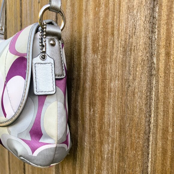 Coach Signature Soho Daisy Scarf Print Crossbody Shoulder Bag - Picture 5 of 9